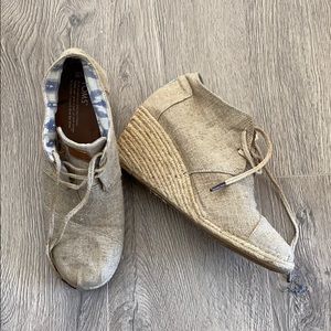 Toms wedge booties